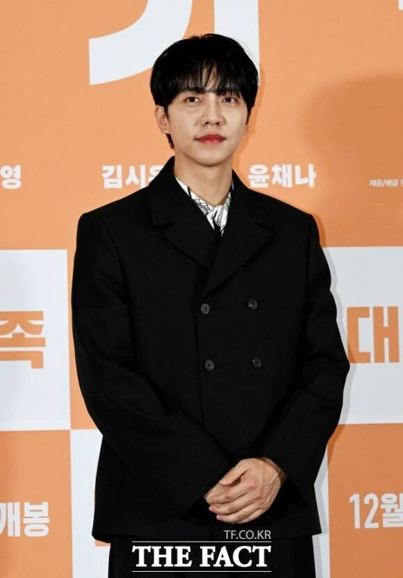 가수 겸 배우 이승기가 최근 서울 장충동에 자신의 건물을 신축했지만, 공사를 맡은 피아크건설이 유치권 행사를 한다며 출입을 통제하고 있다. 피아크건설은 이승기의 전 소속사 빅플래닛메이드를 이끄는 차가원 대표의 남편이 현재 대표로 있다. 차가원은 피아크그룹 회장이다. /더팩트DB