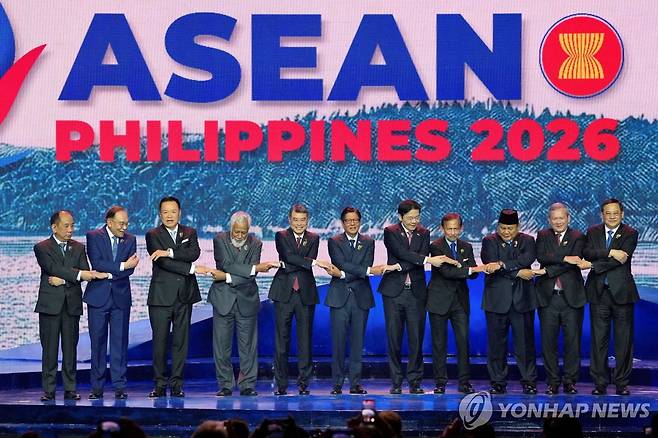 지난 5월 필리핀 아세안 정상회담 [로이터=연합뉴스 자료사진]