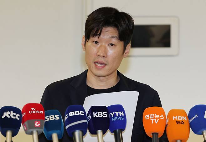 K-축구혁신위원회 회의 결과 밝히는 박지성. 사진 | 연합뉴스