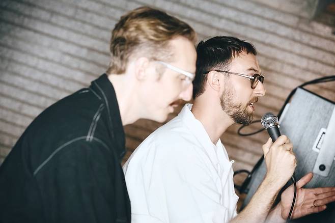 British alternative-pop duo HONNE/ REGIME International