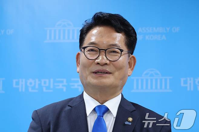더불어민주당 당권주자인 송영길 의원이 15일 서울 여의도 국회 소통관에서 채상병 순직 3주기 연루자 후속 고발 기자회견을 하고 있다. 2026.7.15 ⓒ 뉴스1 신웅수 기자