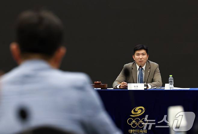 유승민 대한체육회장이 16일 오후 서울 송파구 올림픽파크텔에서 열린 임시대의원총회에서 인사말을 하고 있다. 2026.7.16 ⓒ 뉴스1 최지환 기자