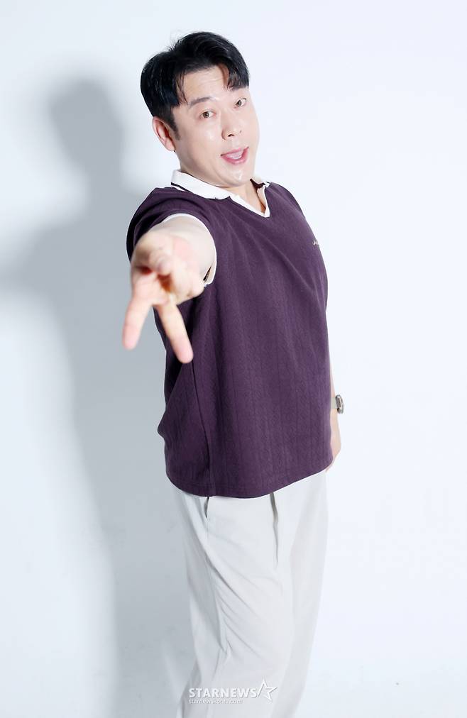 개그맨 이선민 내방 느좋인터뷰 /사진=김휘선 기자 hwijpg@