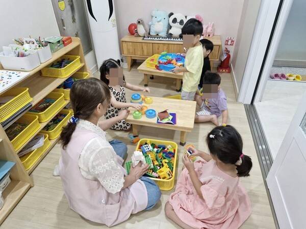 갑작스러운 사정으로 아이를 맡겨야 할 때 돌봄 서비스를 이용할 수 있는 '언제나 어린이집'.