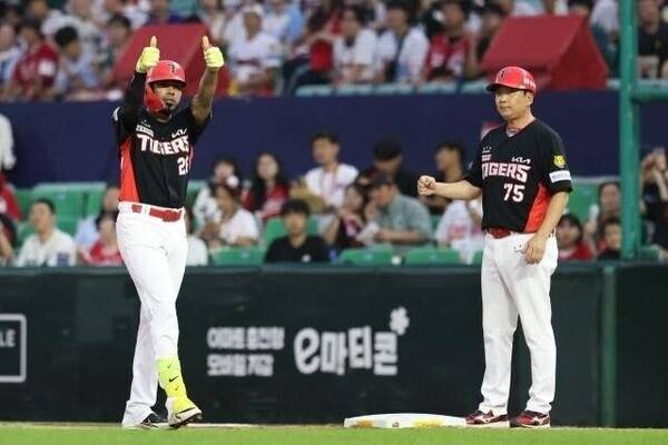 19일 KIA는 인천 SSG랜더스필드에서 열린 2026 신한 SOL KBO리그 SSG 랜더스와 원정 경기에서 9-5로 승리했다. (기아 카스트로 5타수 3안타 1홈런 3득점 2타점 1삼진). /사진=기아 타이거즈