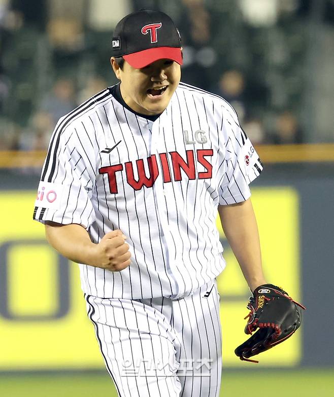 장현식. IS 포토