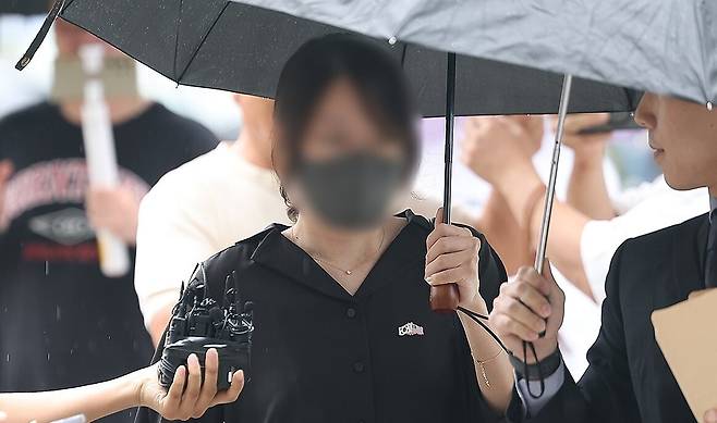 '잠실 개표소 봉쇄' 피의자 영장심사 출석. 연합뉴스