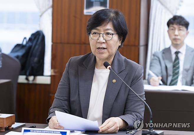 발언하는 정은경 장관 (서울=연합뉴스) 정은경 보건복지부 장관이 21일 서울 중구 코리아나호텔에서 열린 제1차 첨단재생의료 및 첨단바이오의약품 정책위원회에서 발언하고 있다. 2026.7.21 [보건복지부 제공. 재판매 및 DB금지] photo@yna.co.kr