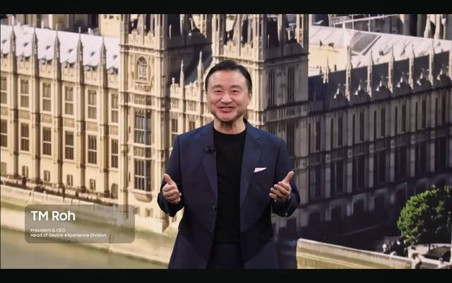 노태문 삼성전자 대표이사 겸 디바이스경험(DX)부문장 사장은 22일(현지시간) 영국 런던 올드 빌링스게이트에서 열린 '갤럭시 언팩 2026' 무대에서 개회사를 하고 있다. /'갤럭시 언팩 2026' 영상 캡쳐