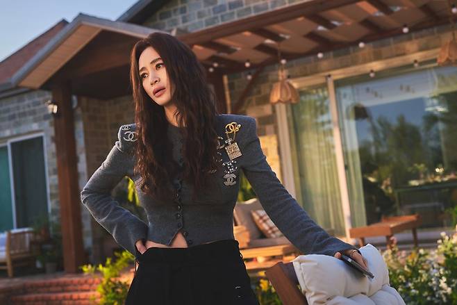 출처:쿠팡플레이 '지금 불륜이 문제가 아닙니다'