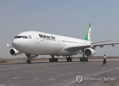 7월13일 예멘 사나 공항으로 향하다가 공항 공습으로 기수를 돌린 마한항공 여객기 [EPA 연합뉴스. 재판매 및 DB 금지]