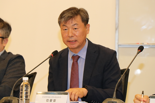 ▲김광철 한국전력거래소 전력시장운영처장이 24일 서울 중구 대한상공회의소에서 열린 '대한민국 물에너지 산업 포럼 2026'에서 발언하고 있다. 사진= 유병욱 기자