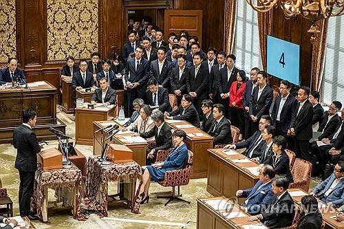 일본 의원들 [AFP=연합뉴스 자료사진]