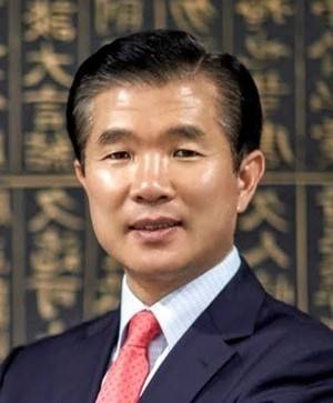 이기식 前 병무청장·해군작전사령관. 이기식 전 청장 제공