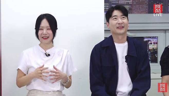 여자 2호, 3호와 삼각관계를 형성하다 여자 2호와 커플이 된 8기 영수가 다시 솔로가 됐다.&nbsp;
