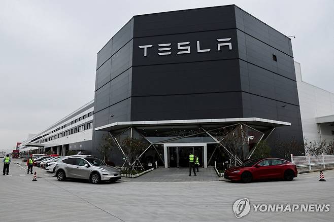 중국 상하이의 테슬라 기가팩토리 [로이터=연합뉴스. 재판매 및 DB 금지]