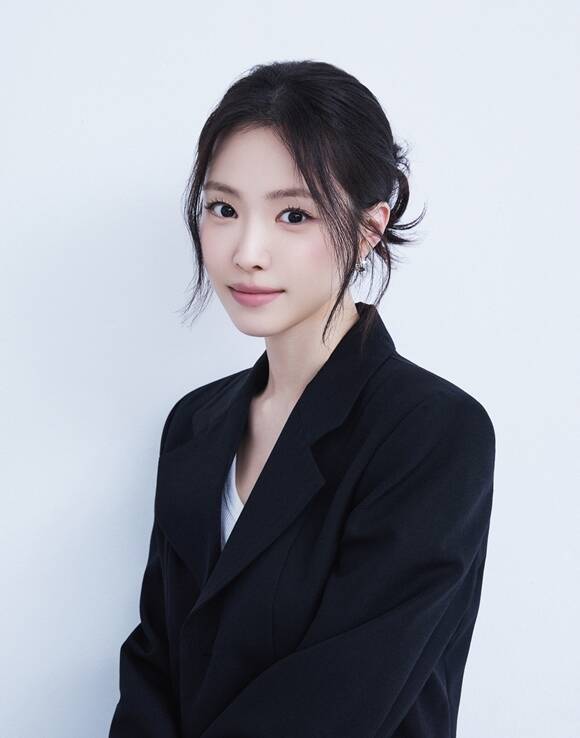 배우 손나은이 최근 서울 강남구 한 카페에서 <더팩트>와 만나 SBS 금토드라마 '김부장' 종영 기념 인터뷰를 진행했다. /제이와이드컴퍼니
