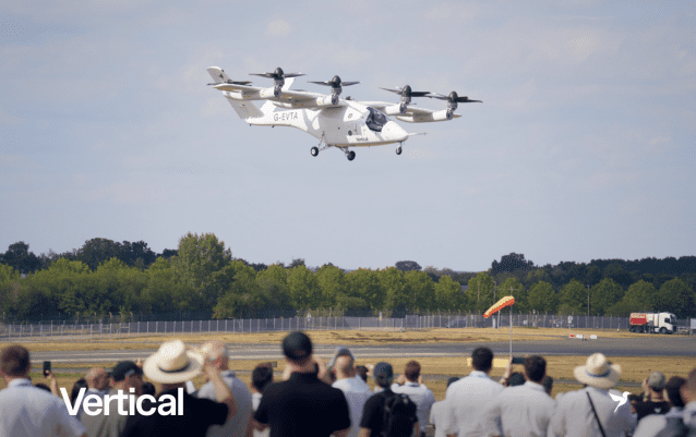 판버러 국제에어쇼에서 진행한 eVTOL 비행 시연 (사진=버티컬에어로스페이스)
