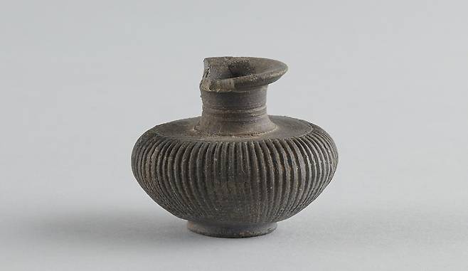 주름무늬병 전남광주 완도군 장도 청해진유적에서 발견된 유물 [국립광주박물관 제공. 재판매 및 DB 금지]