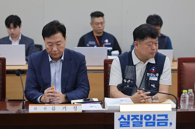 내년 최저임금 최종결정 임박…노사 막판 줄다리기. 연합뉴스
