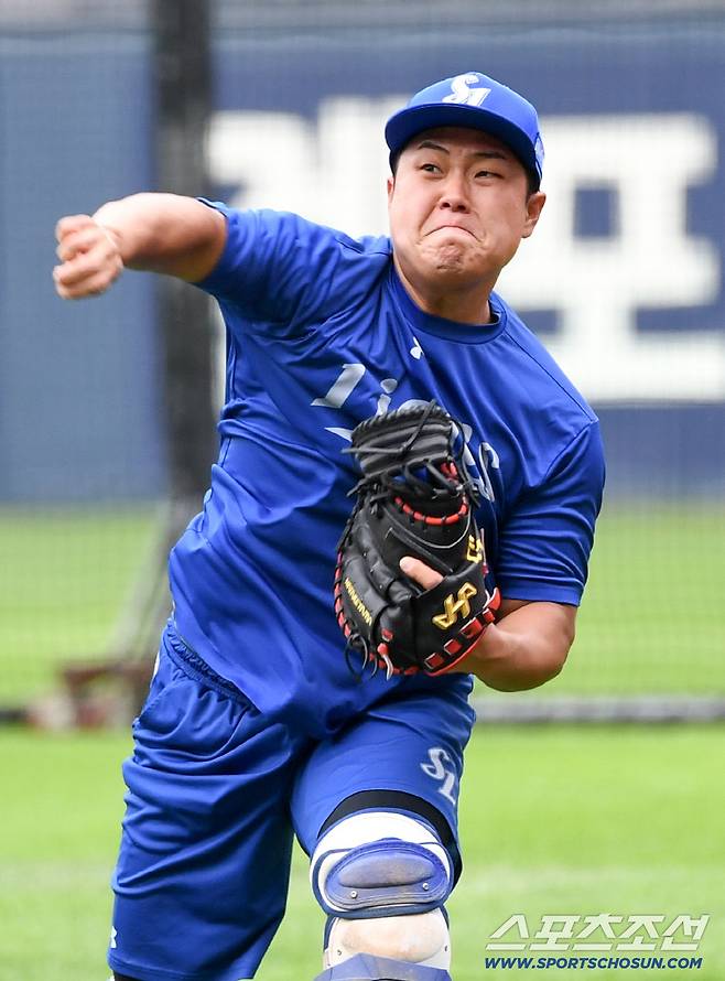 25일 잠실구장에서 열린 LG와 삼성의 경기. 삼성 포수 김도환이 훈련을 하고 있다. 잠실=박재만 기자 pjm@sportschosun.com/2026.06.25/
