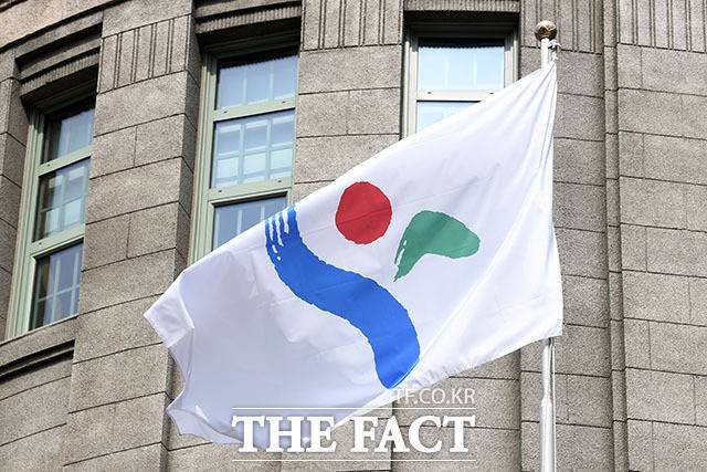 시는 약 200억원 규모의 '2026년 정보자원 통합구축 사업' 사업자를 선정하고 서버와 스토리지, 네트워크 등 정보자원 207개를 구축한다고 5일 밝혔다. /더팩트 DB