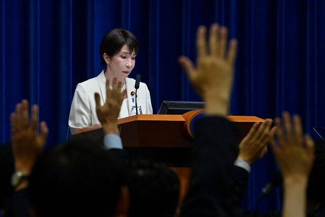 다카이치 사나에 일본 총리가 지난달 27일 임시국회가 끝난 뒤 도쿄 총리관저에서 기자회견을 하는 모습. AFP연합뉴스
