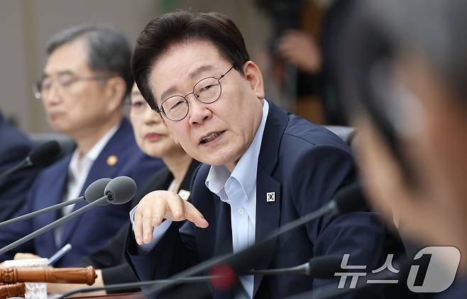 이재명 대통령이 11일 정부세종청사에서 열린 국무회의에서 발언하고 있다. (청와대통신사진기자단) 2026.8.11 ⓒ 뉴스1 허경 기자