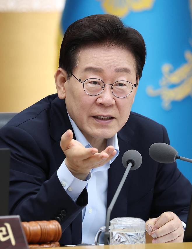 이재명 대통령이 11일 정부세종청사에서 열린 국무회의에서 발언하고 있다. (청와대통신사진기자단) 2026.08.11.뉴시스