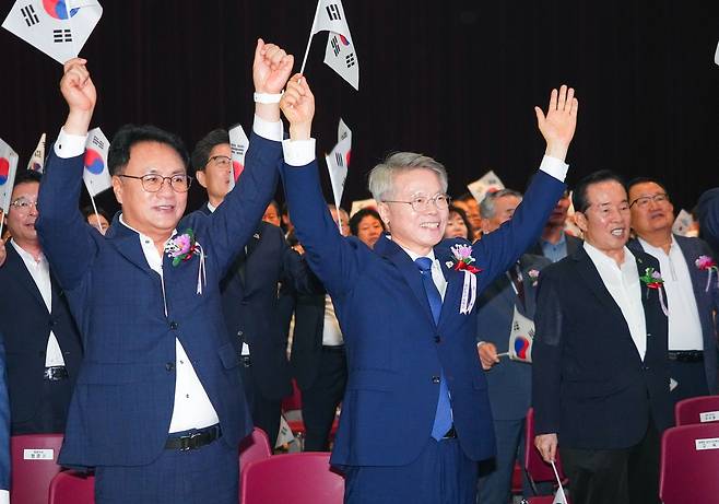 광복 81주년 만세 삼창 [전남광주통합특별시 제공. 재판매 및 DB 금지]