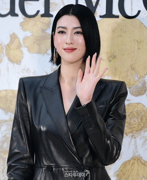 미요시 아야카 [스타투데이]