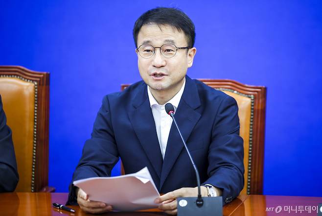 [서울=뉴시스] 정병혁 기자 = 한병도 원내대표가 10일 서울 여의도 국회에서 열린 원내대책회의에서 발언하고 있다. 2026.08.18. jhope@newsis.com /사진=정병혁