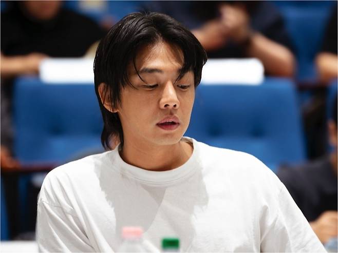 ‘뱀피르’ 대본 리딩에 참석한 배우 유아인 [NEW]