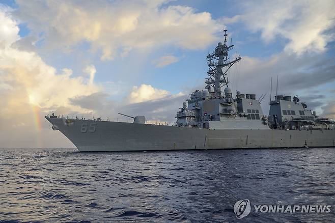 미국 해군 벤폴드 구축함  [AP/U.S. Navy=연합뉴스, 재판매 및 DB 금지]