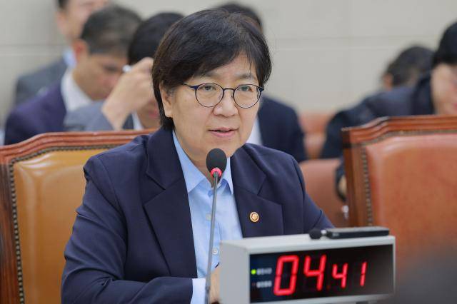 정은경 보건복지부 장관. [사진=유대길 기자 dbeorlf123@ajunews.com]