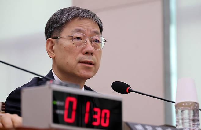 7월 27일 국회에서 열린 법제사법위원회 전체회의에서 노경필 법원행정처장. 연합뉴스