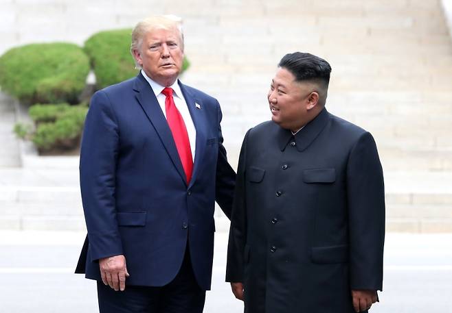 ▲ 2019년 판문점 회동 당시 김정은과 트럼프 [연합뉴스]