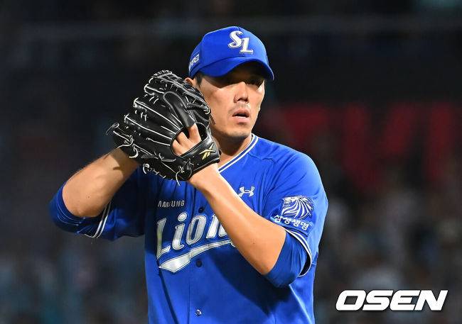 [OSEN=창원, 이석우 기자] 22일 창원NC파크에서 2026 신한 SOL KBO 리그 NC 다이노스와 삼성 라이온즈의 경기가 열렸다. 홈팀 NC는 원종해가, 방문팀 삼성은 이승현이 선발 출전했다. 삼성 라이온즈 김재윤이 역투하고 있다. 2026.08.22 / foto0307@osen.co.kr
