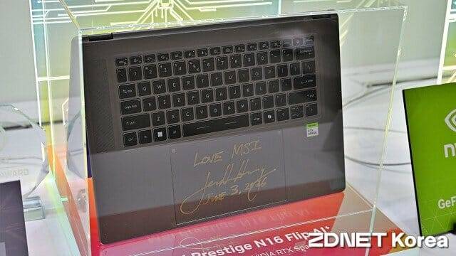 컴퓨텍스 타이베이 2026 기간 중 전시된 RTX 스파크 기반 MSI 노트북 시제품. (사진=지디넷코리아)
