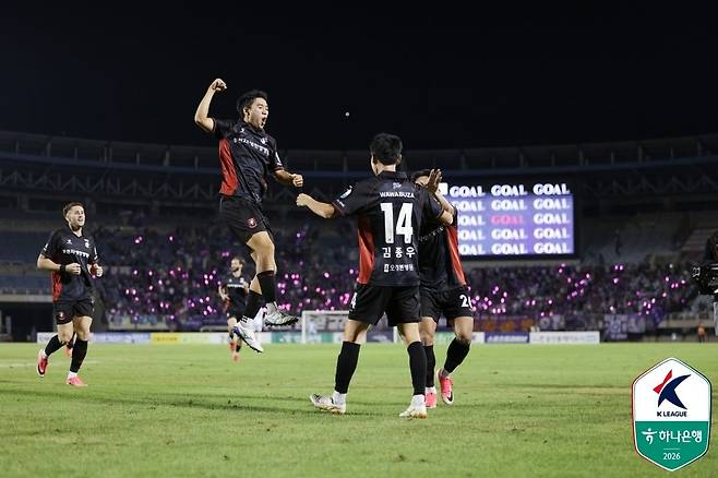 선제골 터뜨린 김종우 [한국프로축구연맹 제공. 재판매 및 DB 금지]