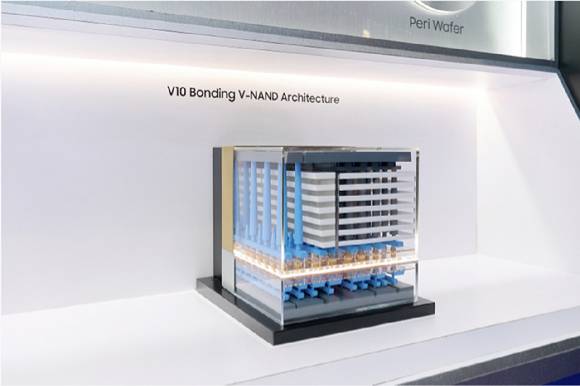 V10 BV-NAND 목업. [사진=삼성전자 뉴스룸]