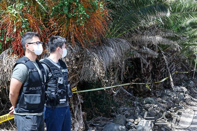 8월 28일 제주시 한림읍 실종신고 허위 종결 사건 피해자 장 모씨의 시신이 발견된 야자수숲 현장. 2026.8.28 ⓒ 뉴스1 안은나 기자