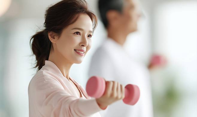 꾸준하게 운동하는 등 건강한 습관을 유지하면 심장과 뇌 건강을 모두 튼튼하게 지킬 수 있다. 사진=클립아트코리아