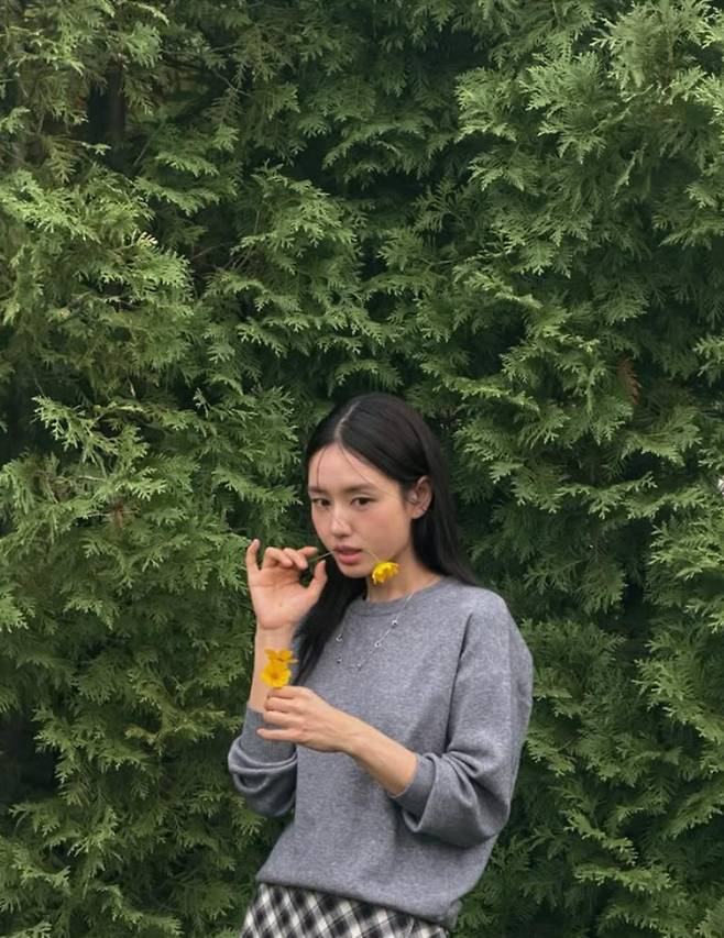 출처:안은진 SNS