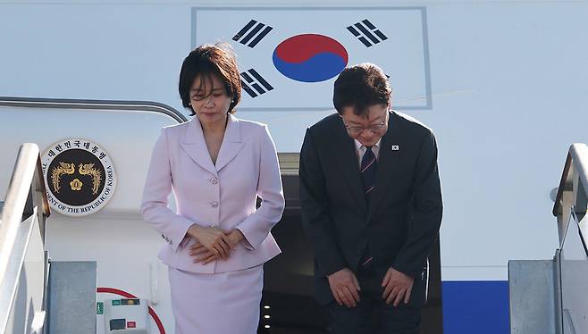 이재명 대통령 부부, 프랑스 국빈 방문 출국 / 사진=연합뉴스