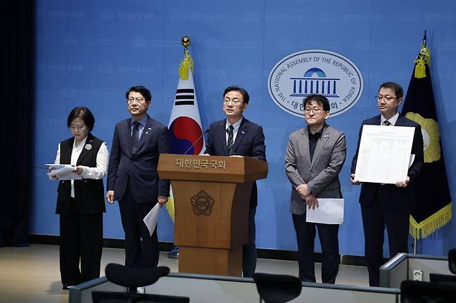 [서울=뉴시스] 조국혁신당은 6일 국회 소통관에서 공소청 직제 관련 기자회견을 진행했다. (사진=조국혁신당 제공) 2026.09.06. photo@newsis.com *재판매 및 DB 금지