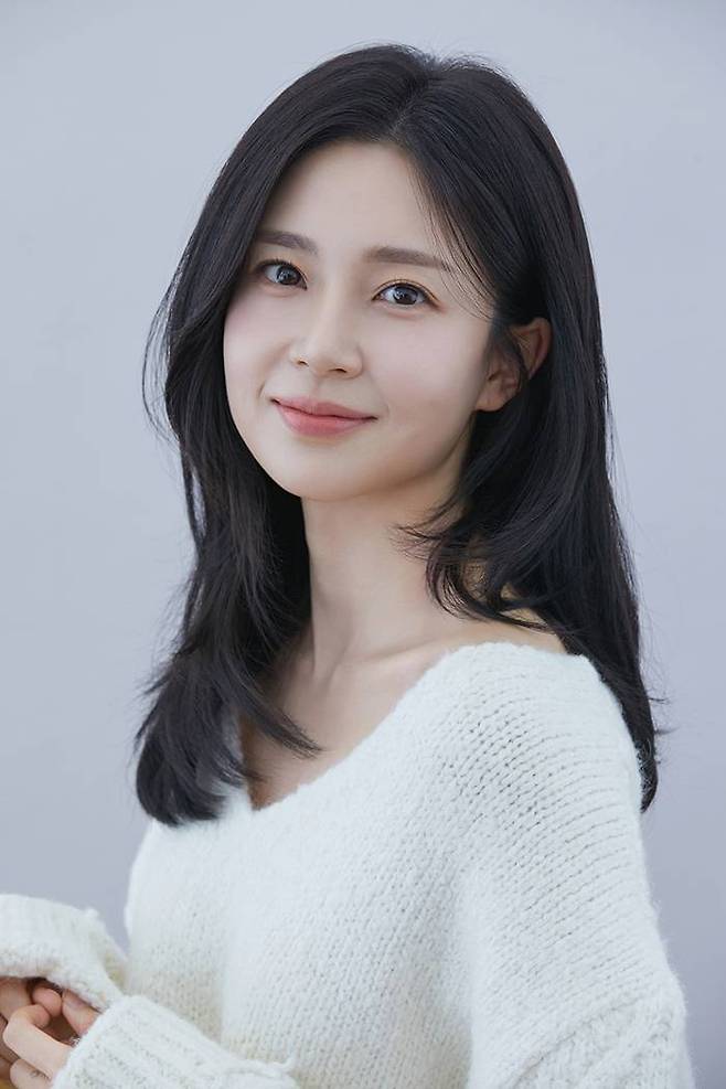 백진희 비연예인 결혼 일간스포츠 보도