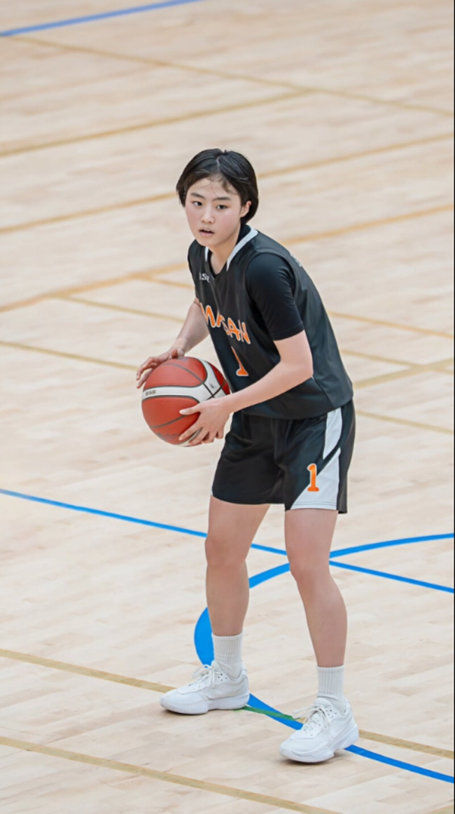 마산여고 농구부 가드 정혜윤(17)이 프로여자농구 아산 우리은행 우리WON의 수련선수로 발탁됐다. /아산 우리은행 우리WON