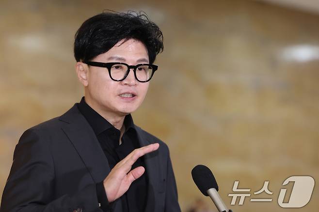 한동훈 무소속 의원이 8일 오전 서울 여의도 국회에서 김승원 법무부 장관 후보자 의혹과 관련해 발언을 하고 있다. 2026.9.8 ⓒ 뉴스1 황기선 기자