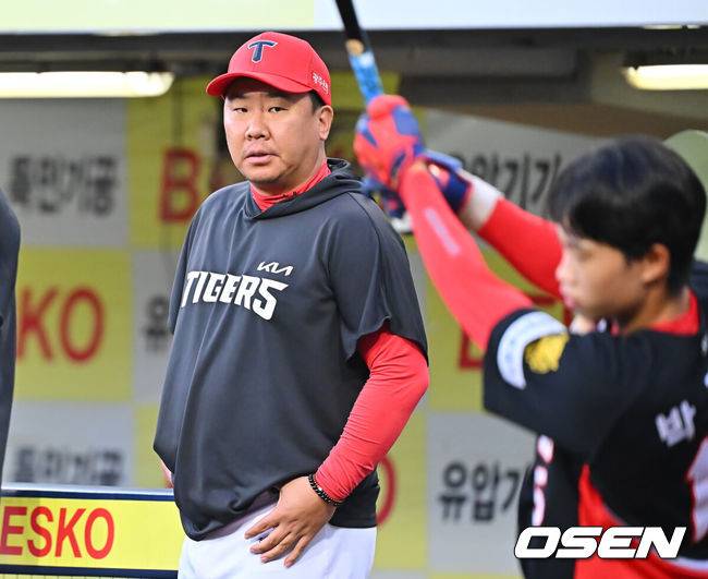 [OSEN=대구, 이석우 기자] KIA 타이거즈 이범호 감독, 박재현 058 2026.09.08 / foto0307@osen.co.kr